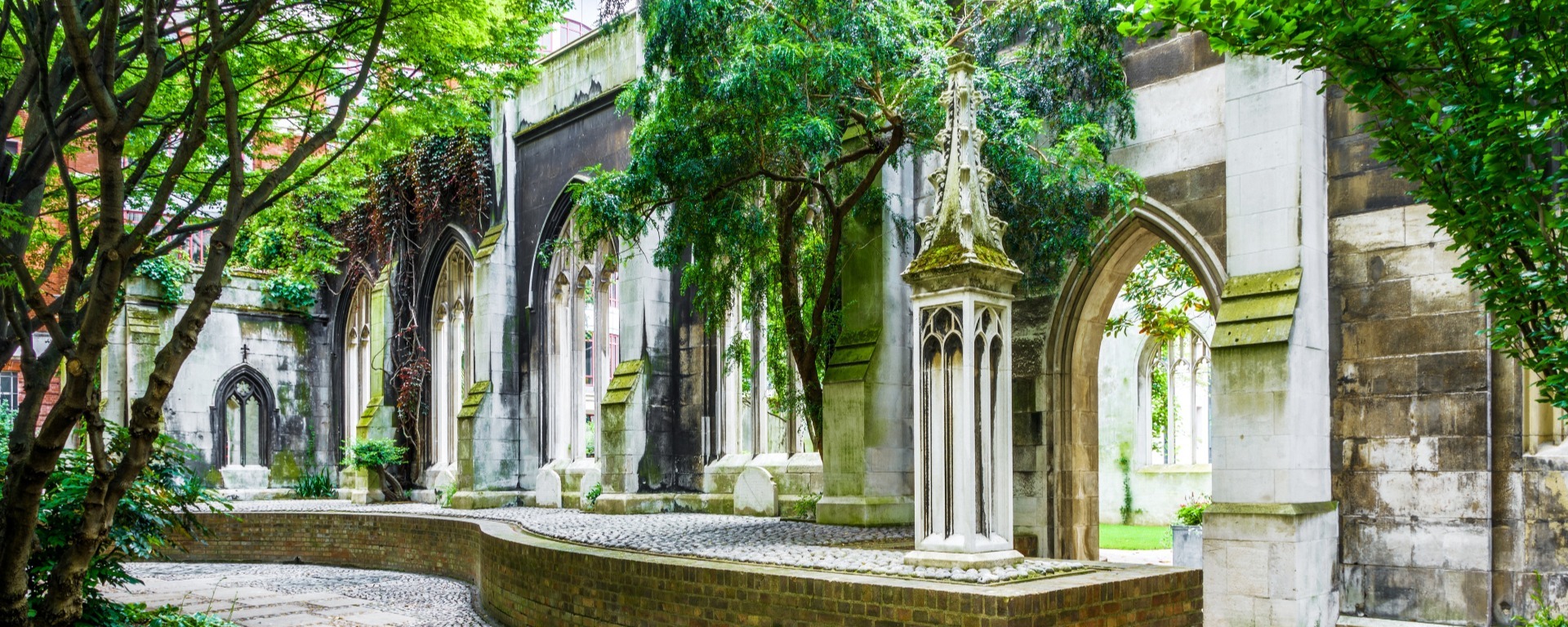 London's Secret Gardens - Hidden Green Spaces In The City