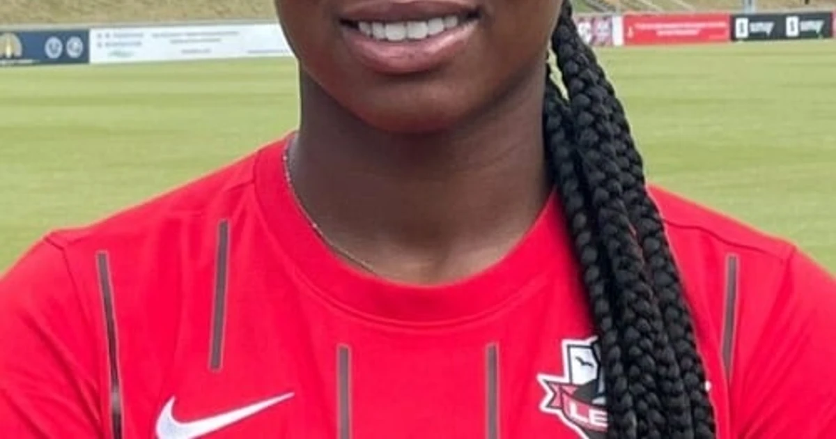 chelsea boots formal outfit